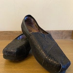 Bobs for Sketchers. Tea Rose black sparkle flats     By Sketchers.  Size 5